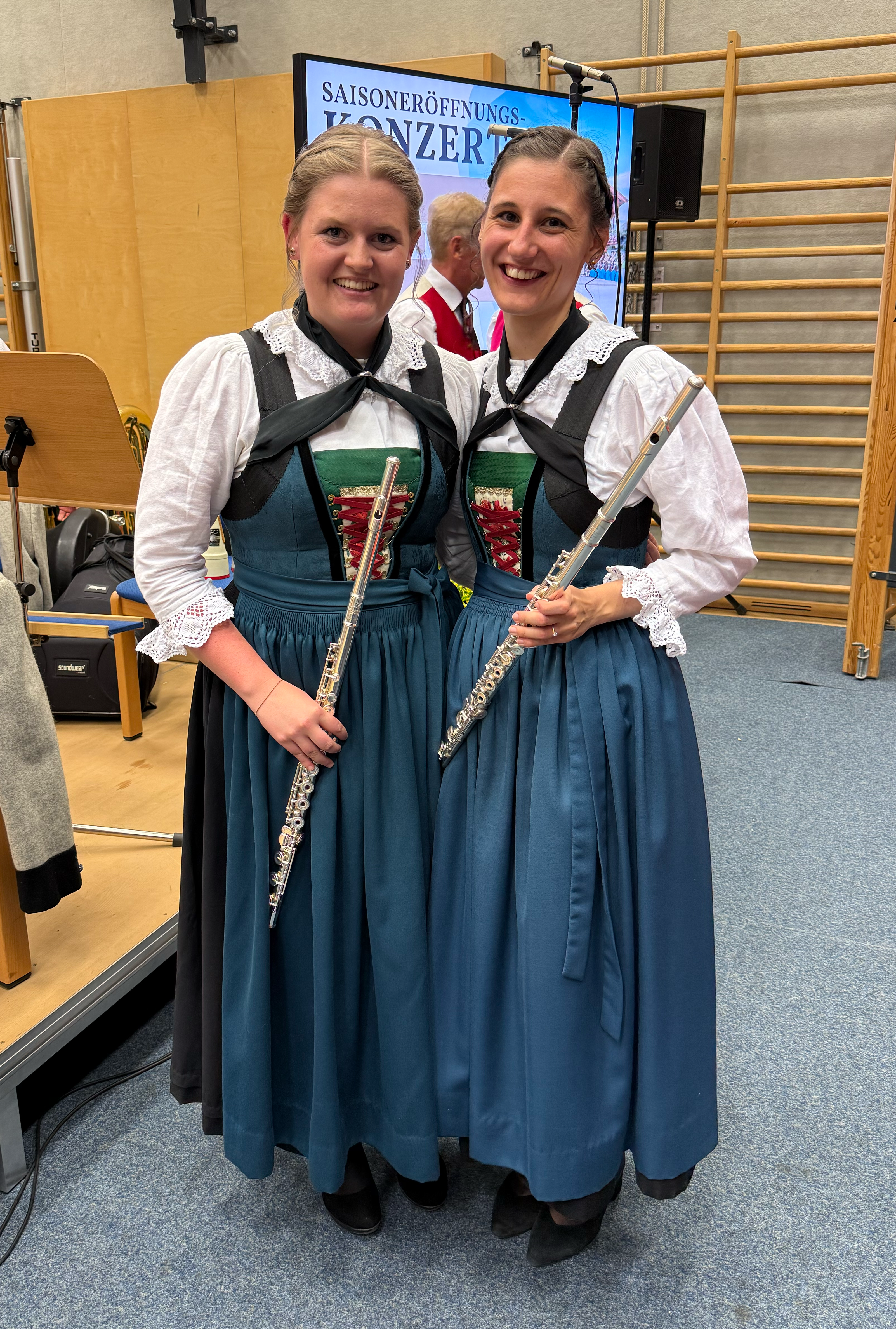 Saison&shyeröffnungs&shykonzert