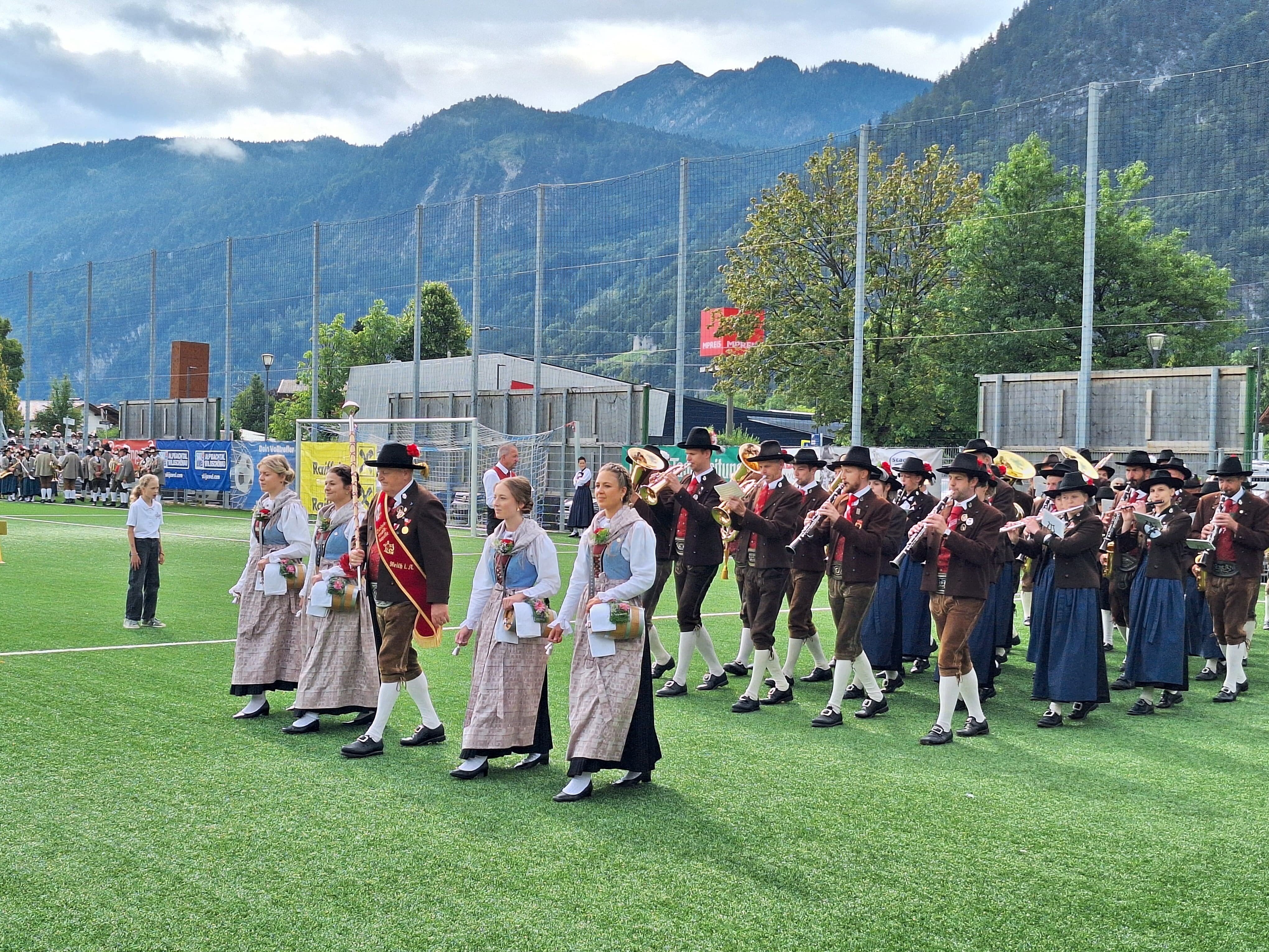 Bezirks&shymusikfest